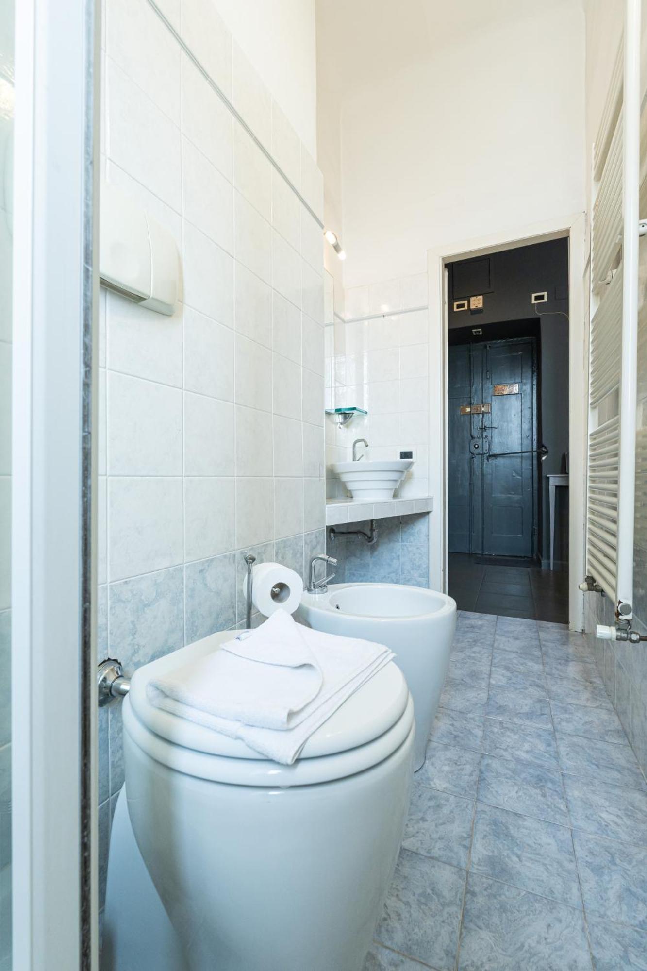 Spacious Onebedroom Navigli - Mirable Pm Милан Экстерьер фото